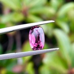 パープルスピネル クッションシェイプ 9.2x6.1x4.9mm, 2.25ct モザンビーク産