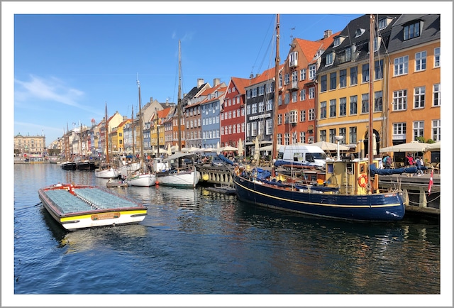 カラフルな港Nyhavn（ニューハウン） ｜ デンマークの風景ポストカード