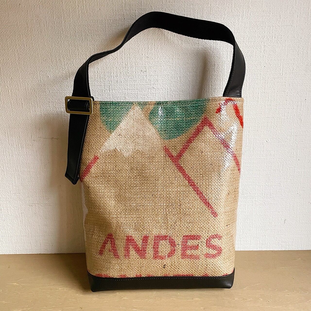 KISSACOトートバッグ キッサコ www.pefc.com.uy