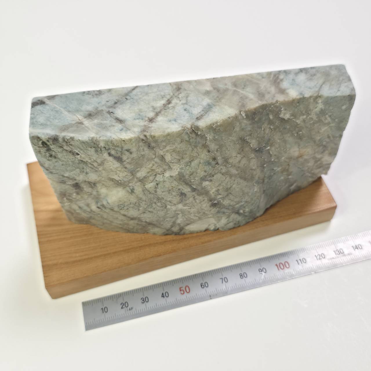 入コン沢:糸魚川翡翠:原石:端材 BG0183 | PAY ID
