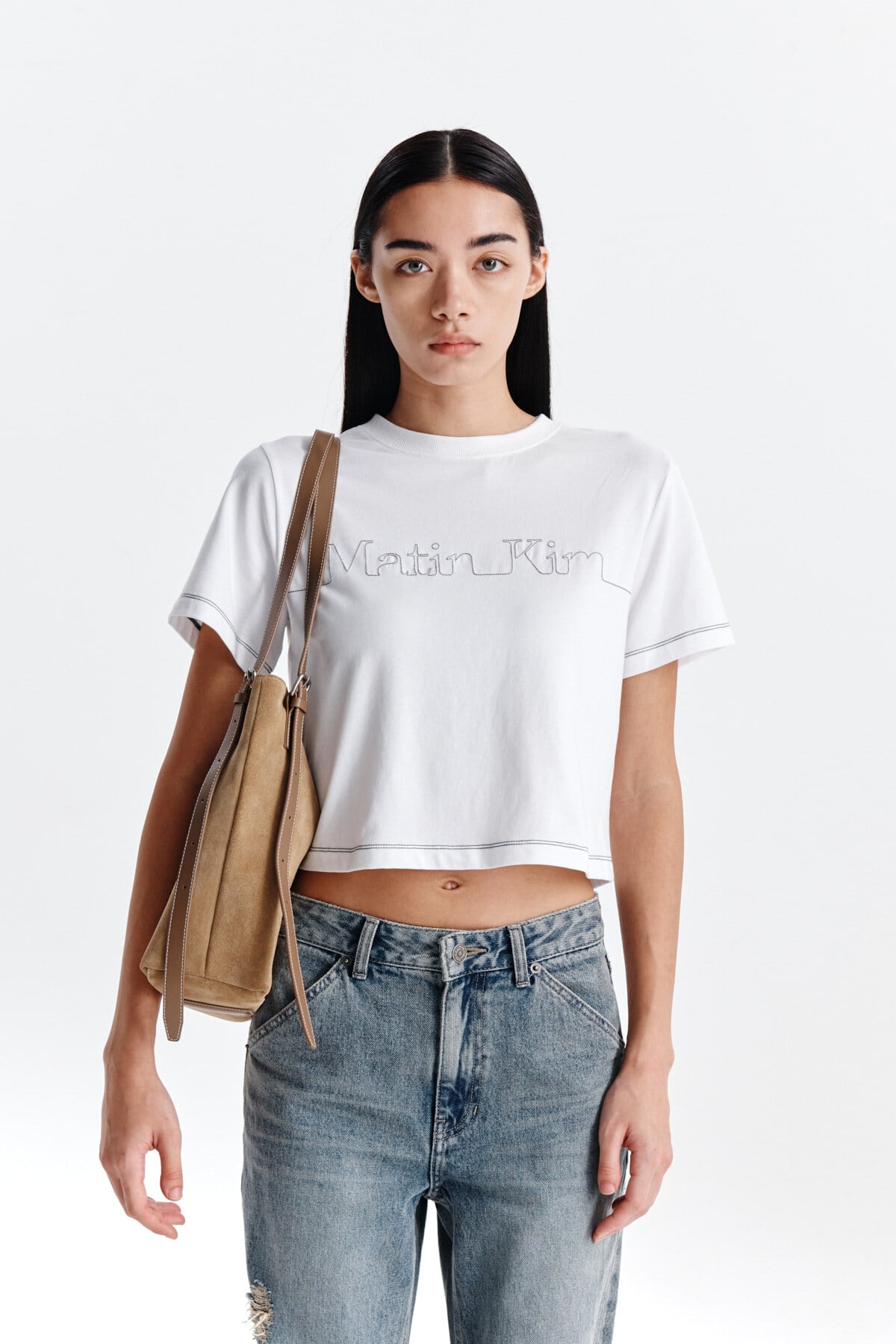 Matin Kim] MATIN EDGE STITCH LOGO CROP TOP IN WHITE 正規品 韓国 