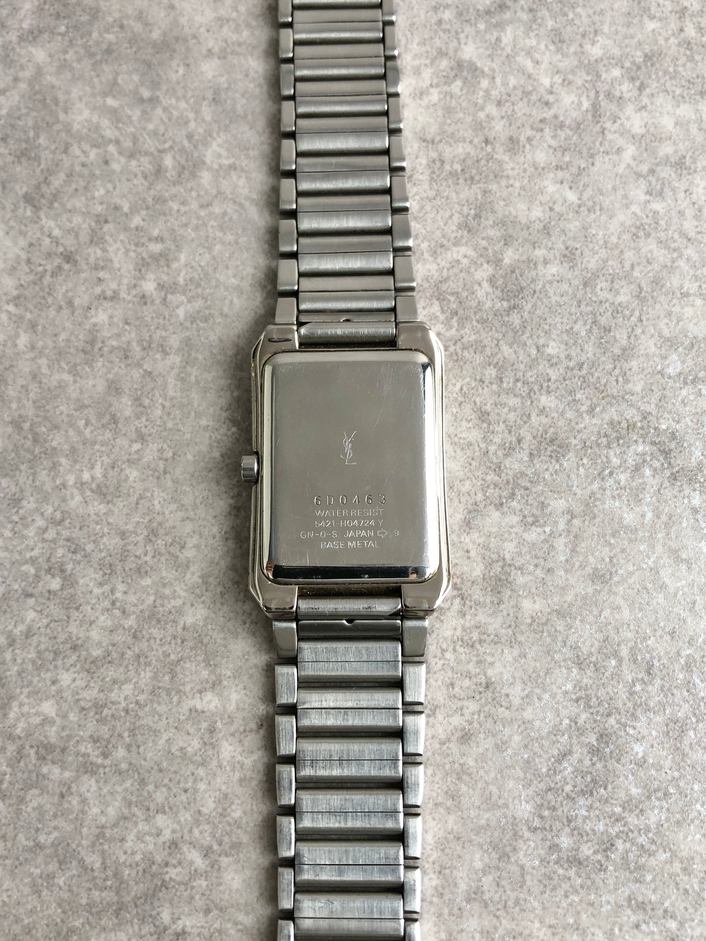 Yves Saint Laurent イヴ・サンローラン 腕時計 シルバー