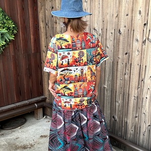 周年祭 フェイス柄ポケット付きトップ