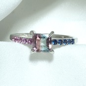 バイカラートルマリン 0.7ct リング pt900