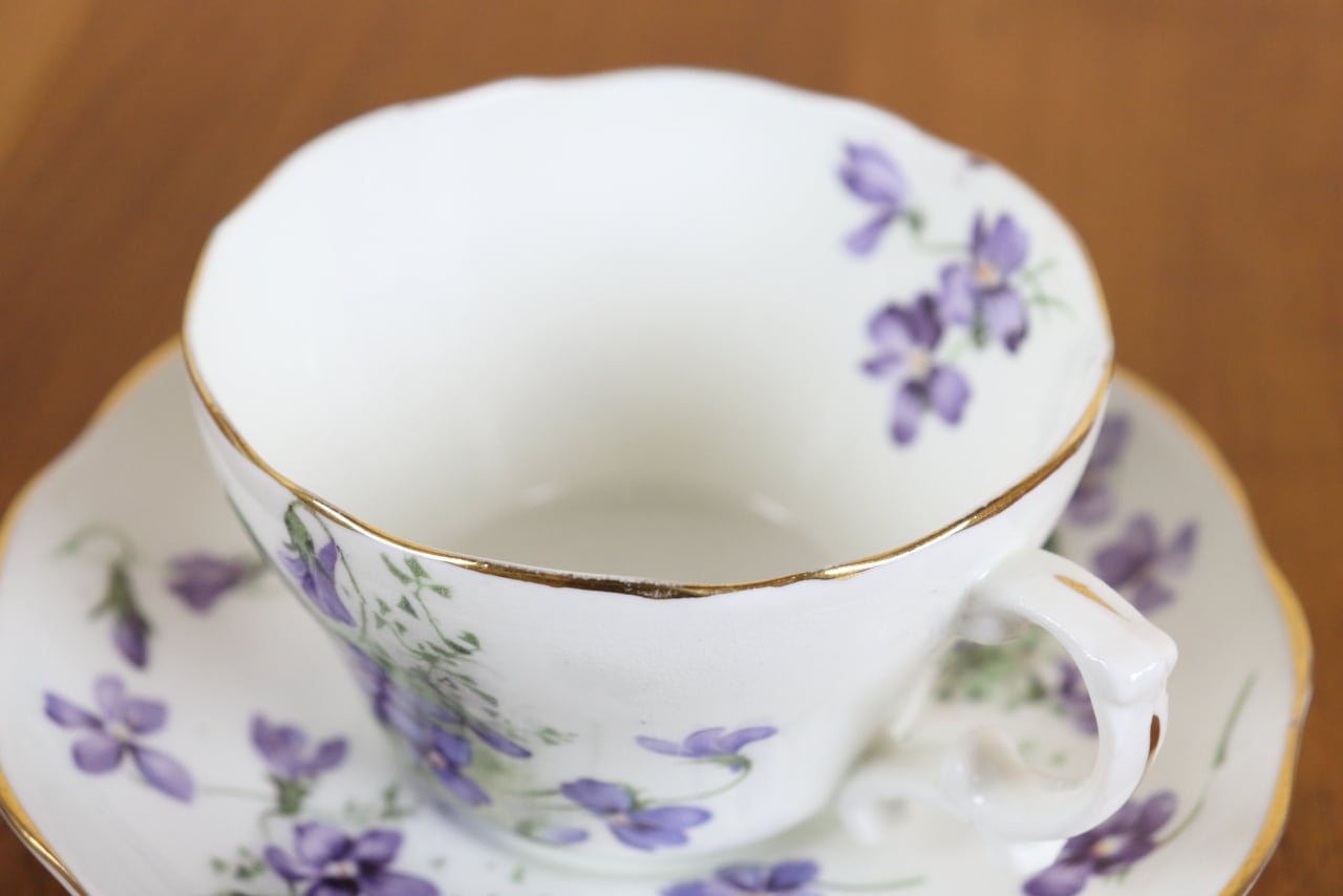 0215-333 【超希少】【美品】Hammersley ハマースレイ Victorian Violets ヴィクトリアンバイオレット シェルプレート ハマースレイ ヴィクトリアンバイオレット すみれ花柄 コーヒーカップ