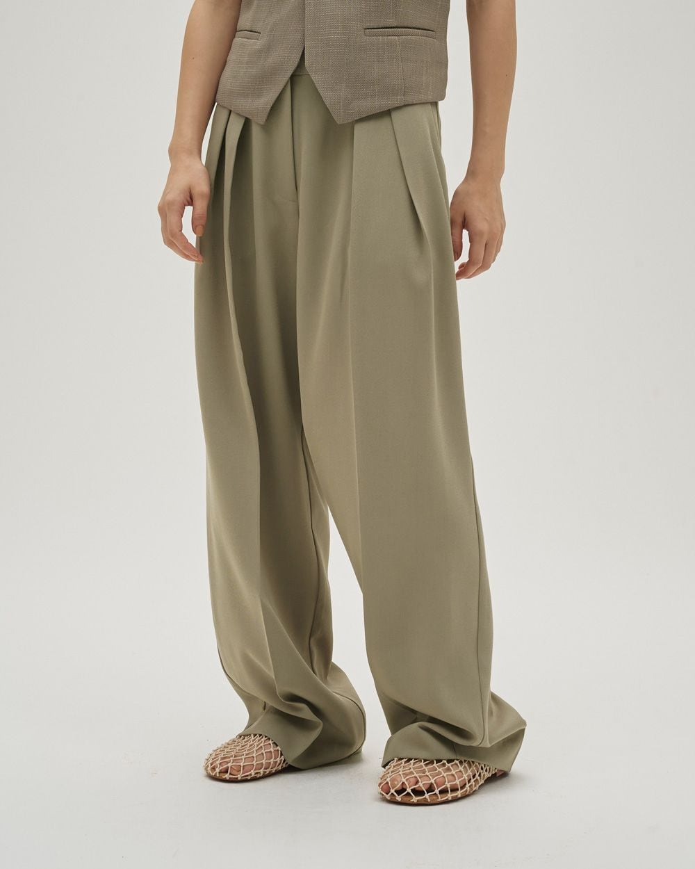 TODAYFUL(トゥデイフル) Tuck Wide Trousers | サウスオレンジ｜メンズ