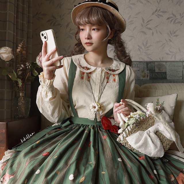 【予約商品】納期50日 森ガール風 クラシカルロリィタ 丸襟 ブラウス 刺繍 アンティーク 英国スタイル