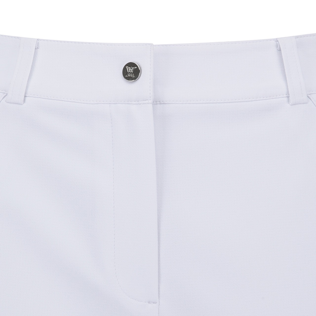 WOMEN SM ESSENTIAL HALF PANTS