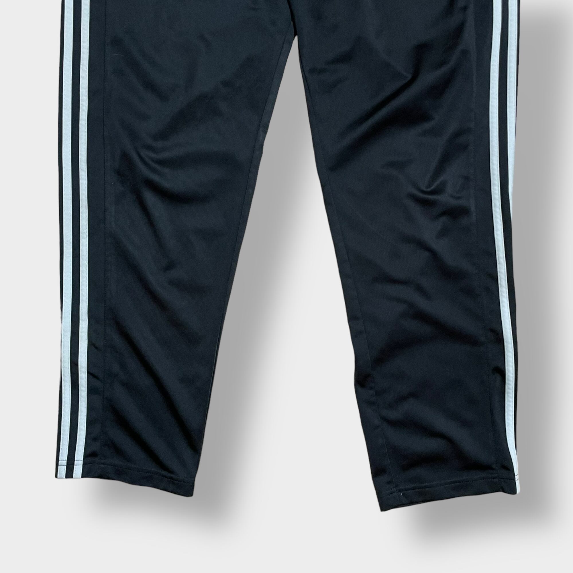 adidas】トラックパンツ ジャージ ロゴ プリント スリーストライプ X