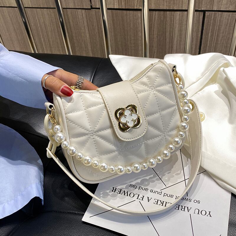 白いバッグ女性2020新しい波夏ファッションパールショルダーメッセンジャーバッグネット赤い海野生脇の下バッグ Tiancai_Wing_Bag9406785