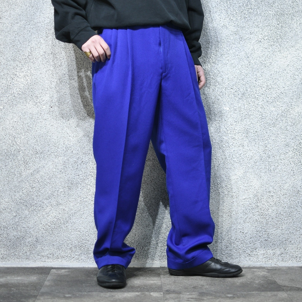drape silhouette 3 tuck color slacks