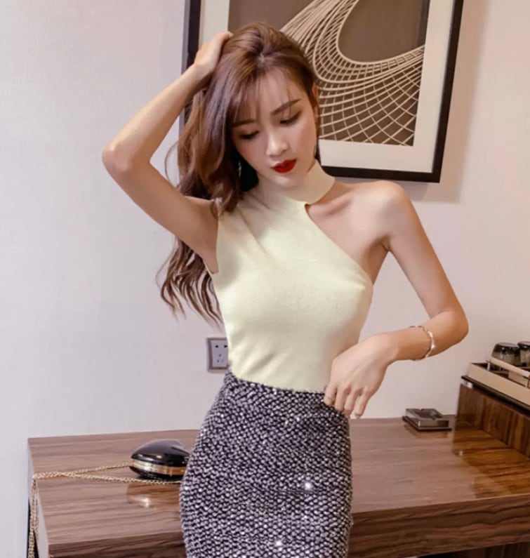 春 夏 新作 トップス ワンショルダー ノースリーブ 薄手 ニット タンク