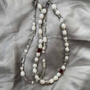 Freshwater pearl  × glass beads necklaces ( lady’s )