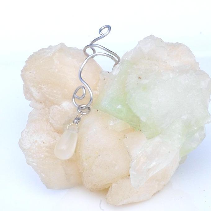 【Sale】一点物✦⋆.6月の誕生石⋆.·月の雫⋆.·ムーンストーンイヤーカフ✦ステンレス⋆.·✦