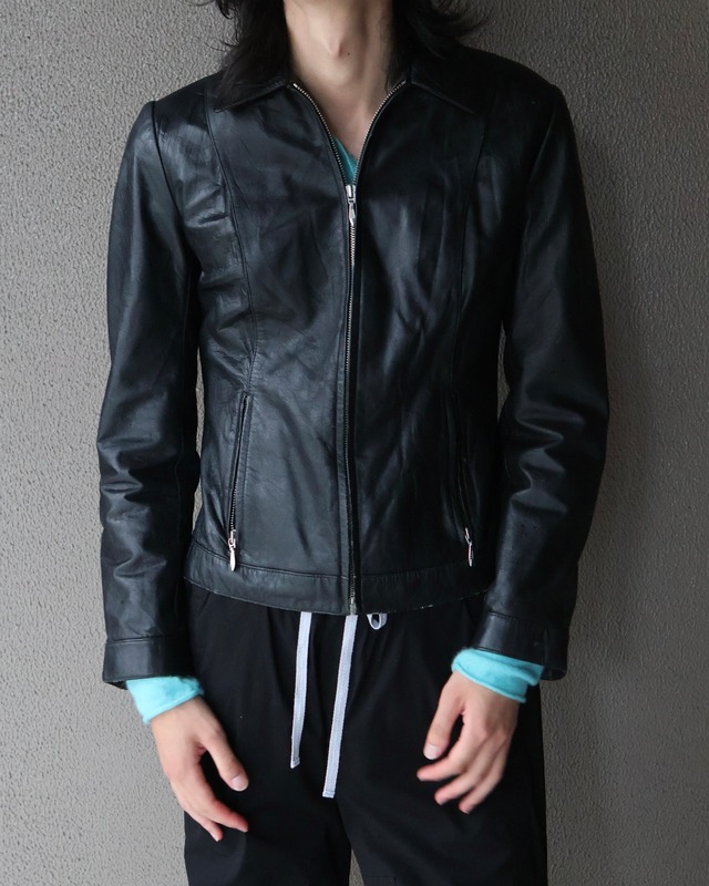 Short length leather zip blouson