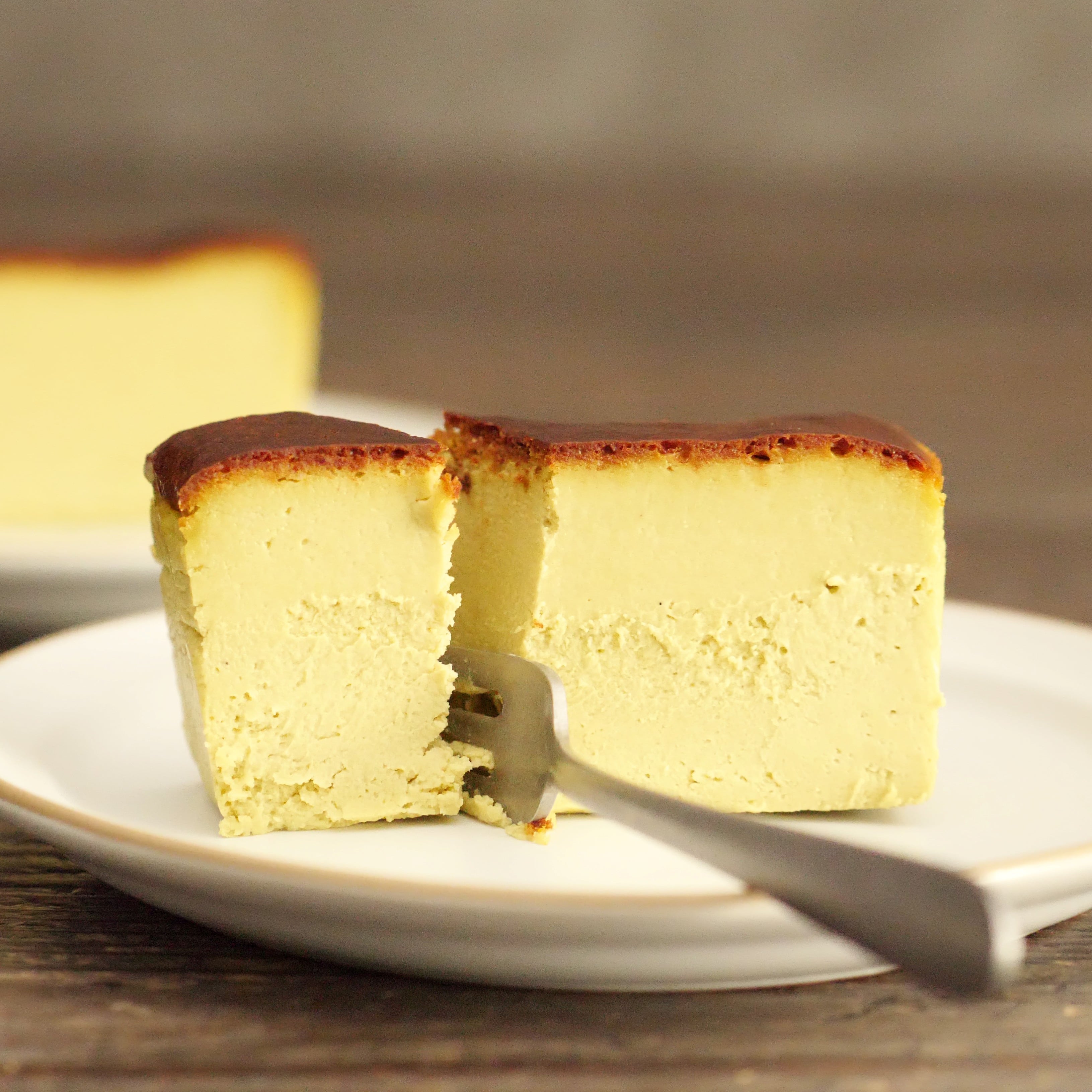 チーズケーキ‼️ アイビー化粧品プレステージ ピスタチオミルキーチーズケーキ | masayoshi ishikawa 石川マサヨシ