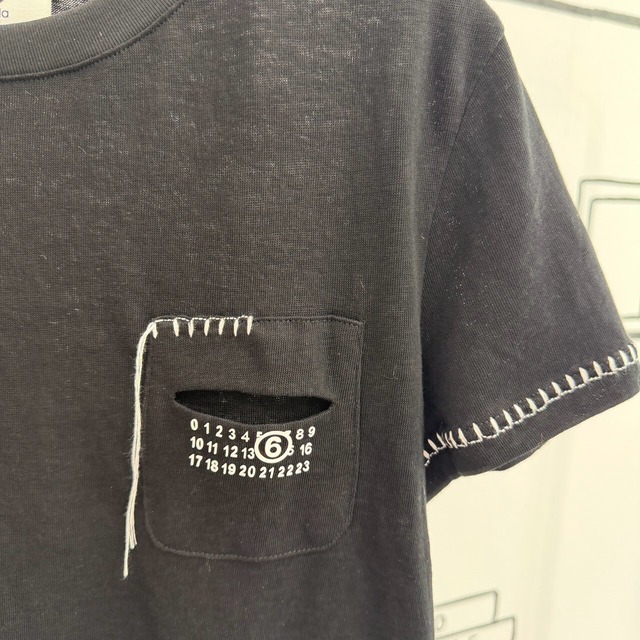 ステッチ刺繍×プリントTシャツ