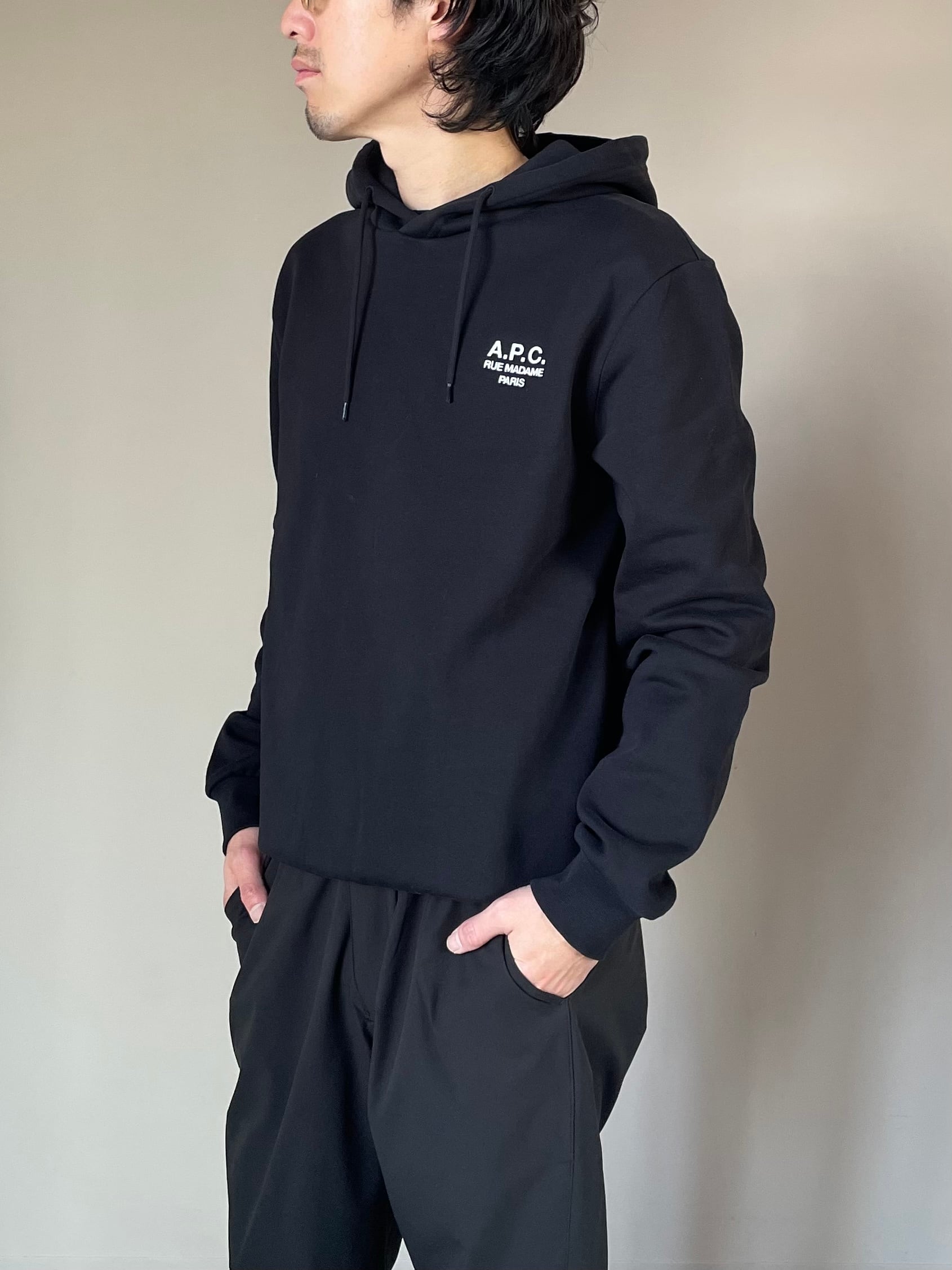 A.P.C.アーペーセーSTANDARD RUE MADAME フーディパーカー A.P.C. アーペーセー【HOODIE STANDARD RUE MADAME】 | LARGE LAB TOWN