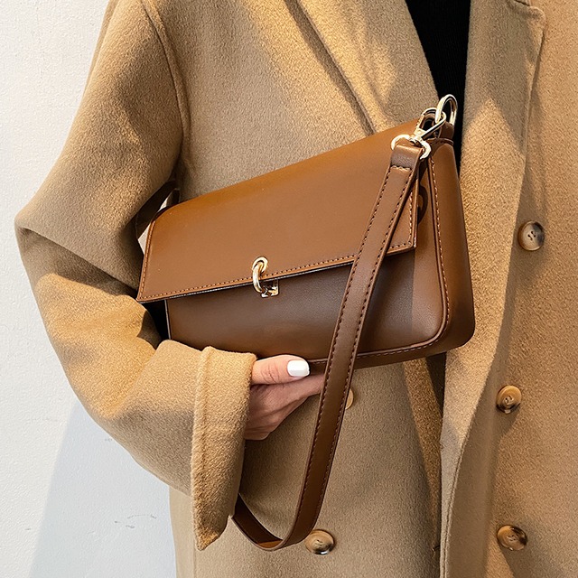 スタンダードオータムウィンターレッド レトロ 秋物 冬物 スクウェア メッセンジャーバッグ 手作りハンドバック87009512206