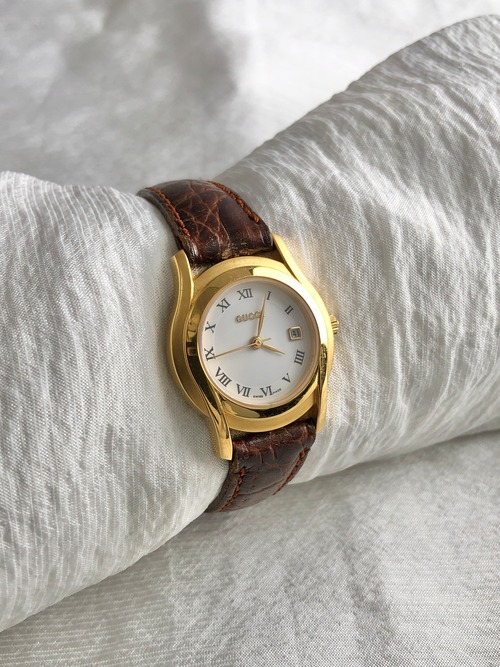 GUCCI グッチ 腕時計 ゴールド×ブラウン ローマ文字 ステンレススチール 5400L vintage ヴィンテージ オールド iuxwp8