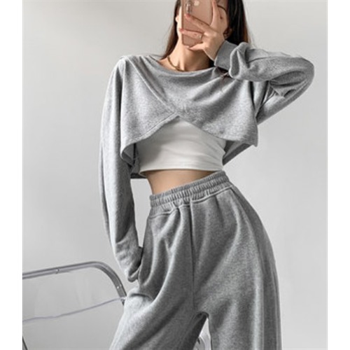 長袖ショートトップス へそ出し レディーストップス ダンス衣装 ショート丈 ラウンドネック シンプル 個性的 大人可愛い セクシー おしゃれ ハイウエスト 長袖トップス カジュアル ゆったり