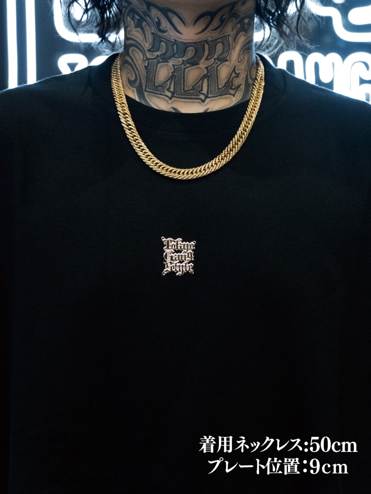 TOKYO GANG STYLE PLATE LOGO TEE（SILVER）