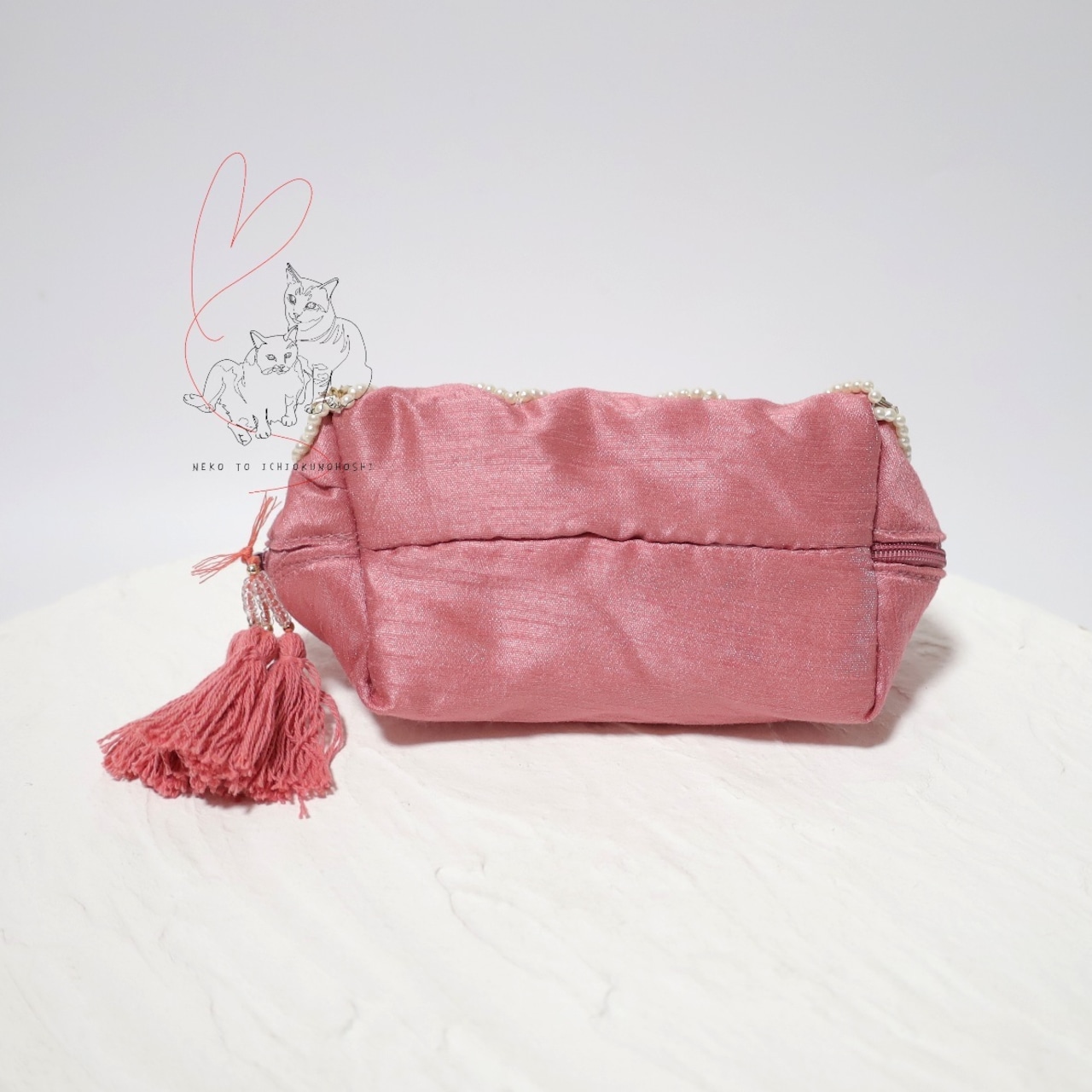 ビジュー＆刺繡ポーチ　ハート♡ピンク