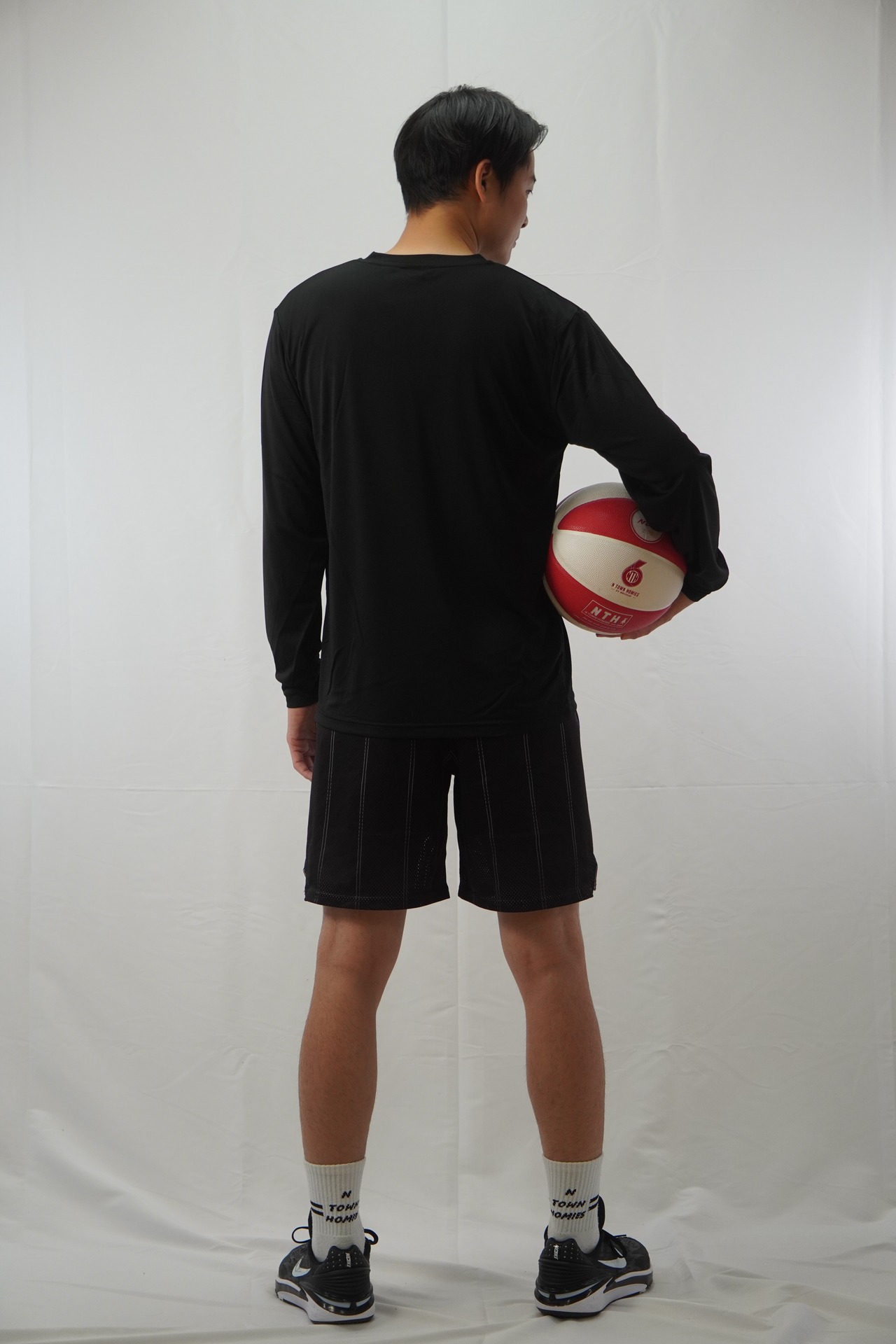 TOWN BUILT L/S TEE color Black - 3