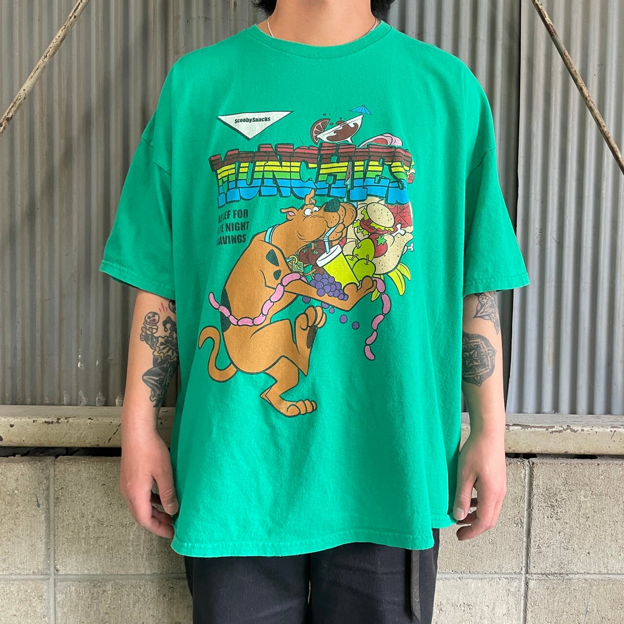グッドデザイン古着でかロゴ×背番号グリーンベースボールシャツ ビッグサイズ ビッグサイズ Scooby-Doo スクービー・ドゥー アニメ キャラクター