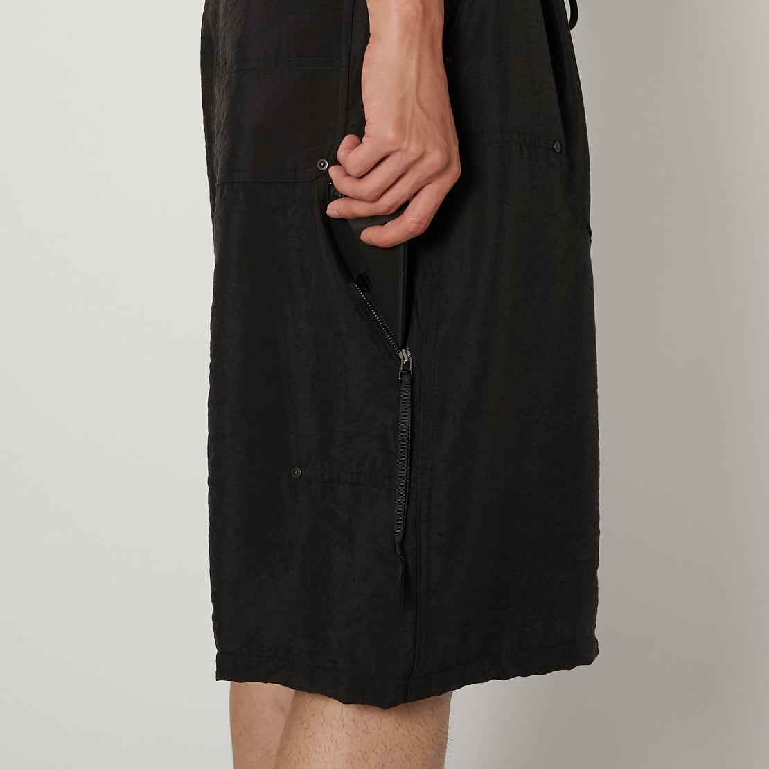product twelve / Silk Nylon Short Work Pants | GANKO