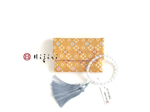 再販‼︎ お念珠入れ　ポケット付き　高級金襴…手裏剣の花《送料無料》