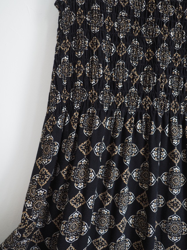 2000’s INDIA Rayon Sleeveless Dress