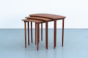 【as it is】Nest Table