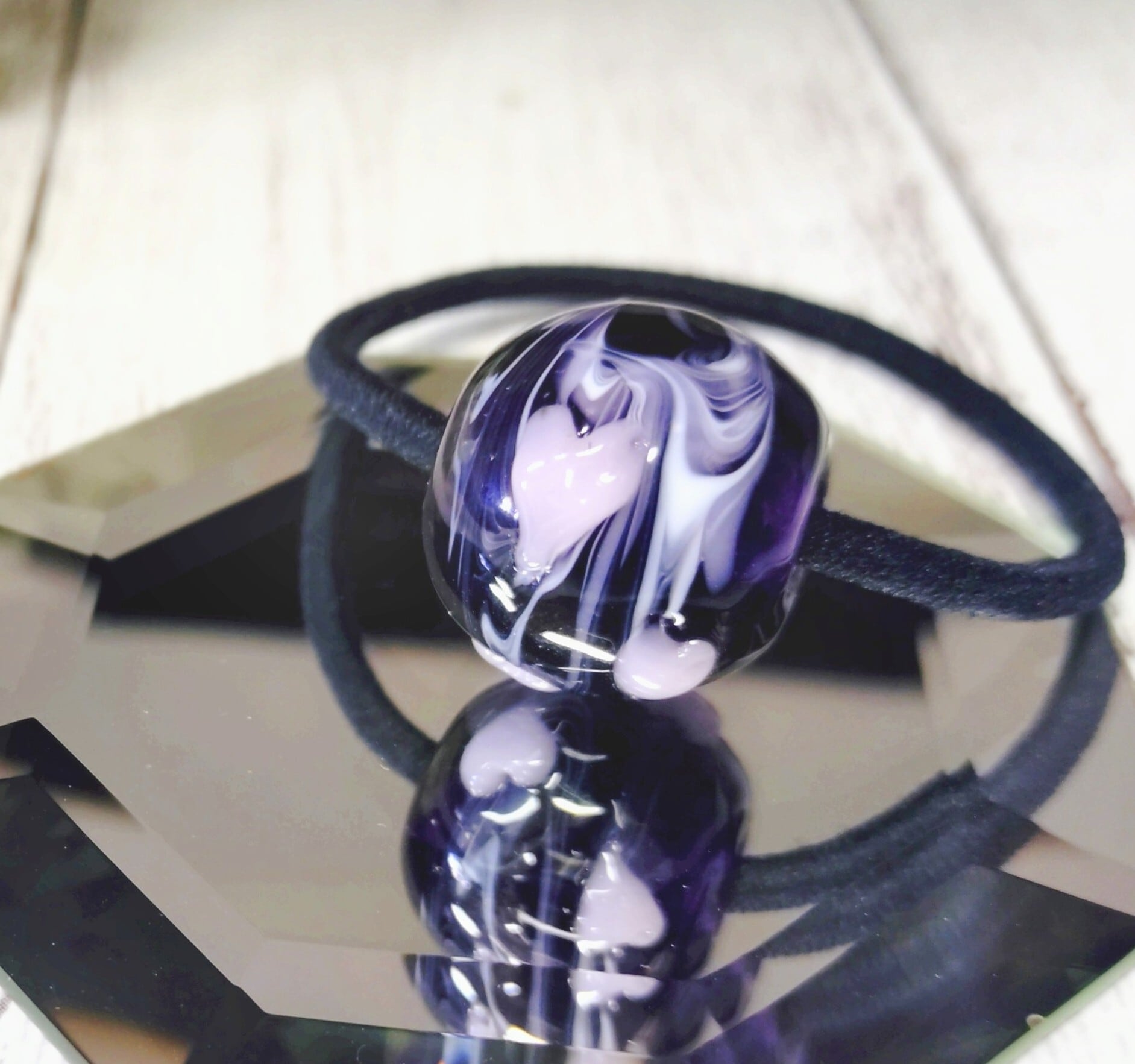 ぷっくり大人ハートのとんぼ玉・ヘアゴム