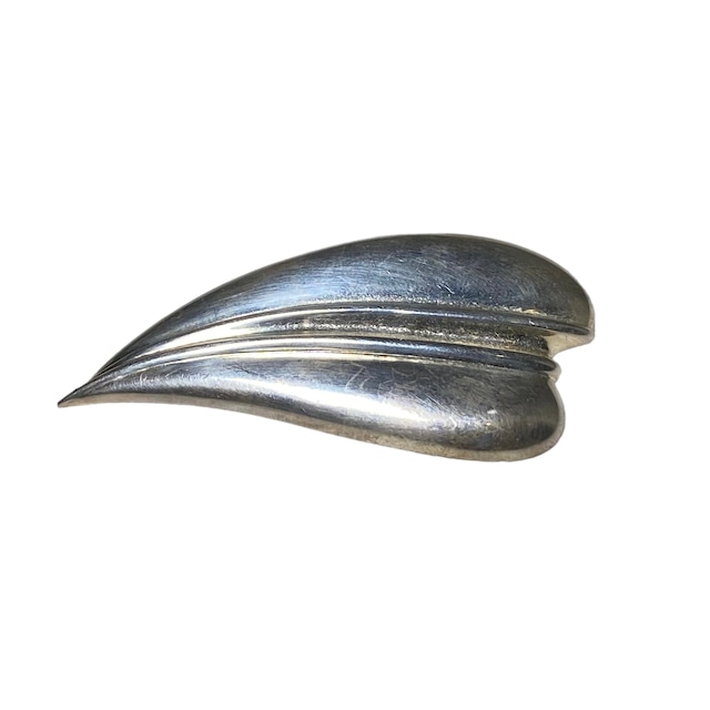 vintage silver "leaf" motif brooch