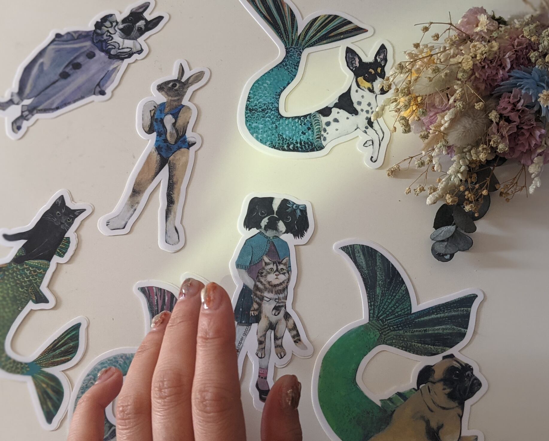 【PergamoPaperGoods】 Japanese chin girl with Kitty sticker