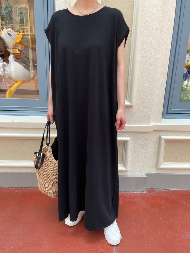 フレンチスリーブAラインボリュームワンピース