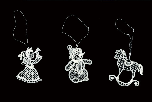 レースリース・３点セット　雪だるま