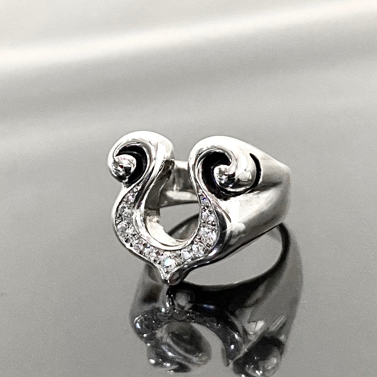RHYTHMIC HORSESHOE RING with DIAMOND / リズミックホースシューダイヤモンドリング