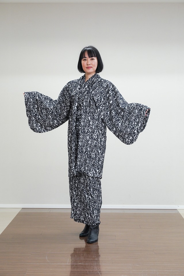 【 S,M size 】KIMONO + HAORI : white black