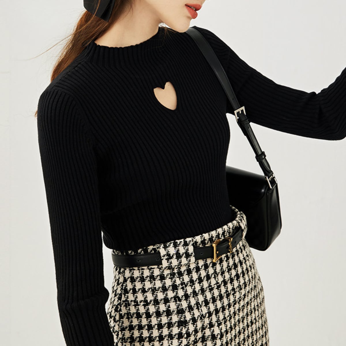 ハートカットアウト・ハイネックリブニット ch0467