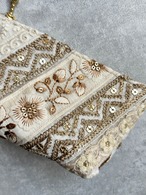 écru  インド刺繍  マルチポーチ（SW） 　
