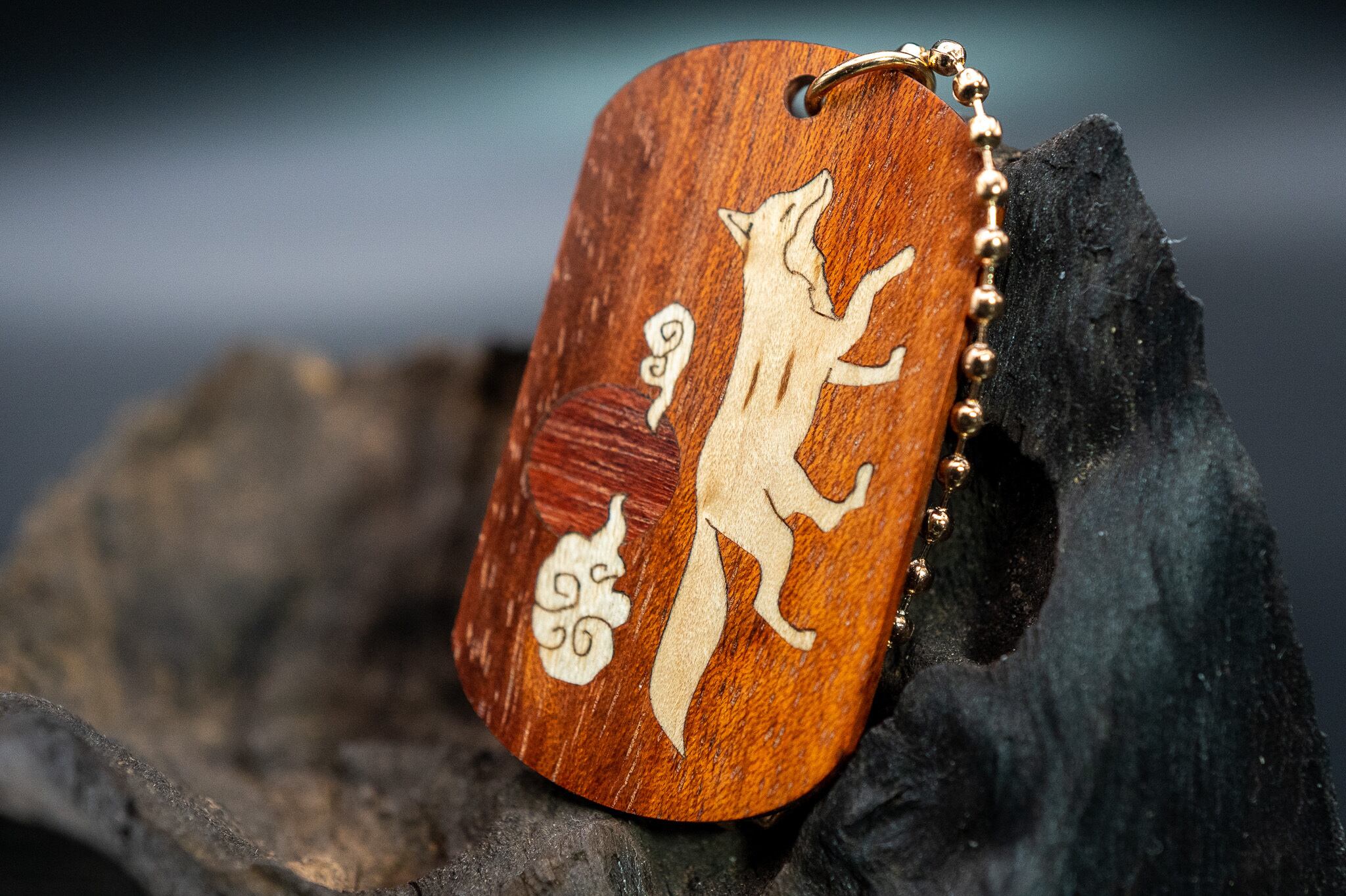 【ブラッドウッド】 サティーネ ドッグタグ 象嵌 十五夜きつね