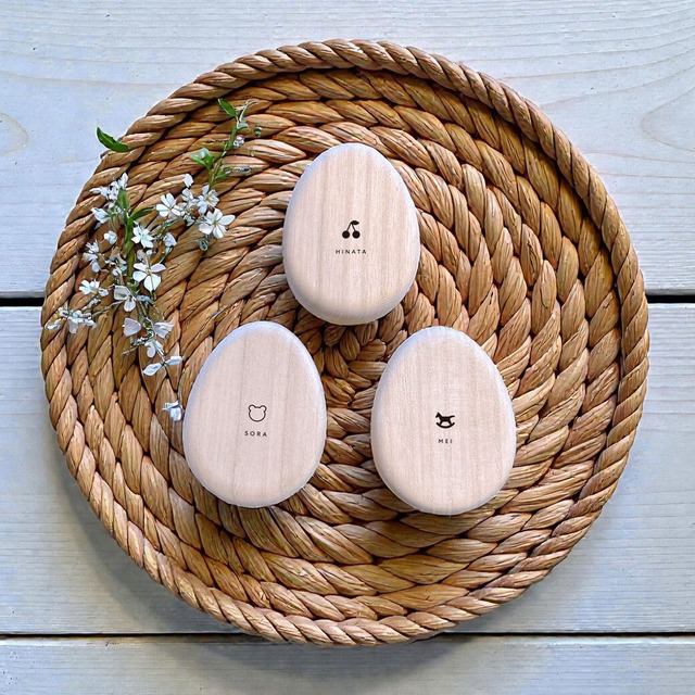 Egg shaped umbilical cord case - one point -