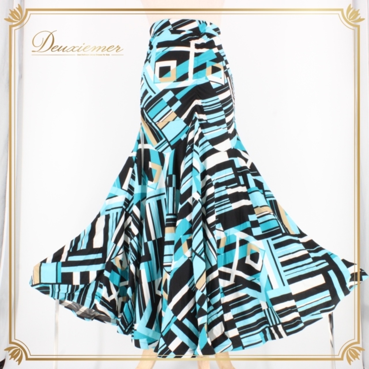 社交ダンス 衣装 スタンダード スカート レッスンウェア レディース 水色 ライトブルー系 ホワイト系 ブラック系 黒 白 練習着 ベージュ系 軽量 伸縮素材 ダンス用 スカート 練習用 おしゃれ フレアスカート パーティー カジュアル アウトドア モダン スタイリッシュ デザイン 体型カバー 動きやすい 広がる おしゃれ ダンス衣装 お買い得