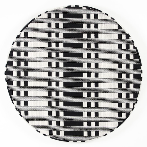JOHANNA GULLICHSEN（ヨハンナ グリクセン） Disc Cushion Tithonus（ティトナス） Black
