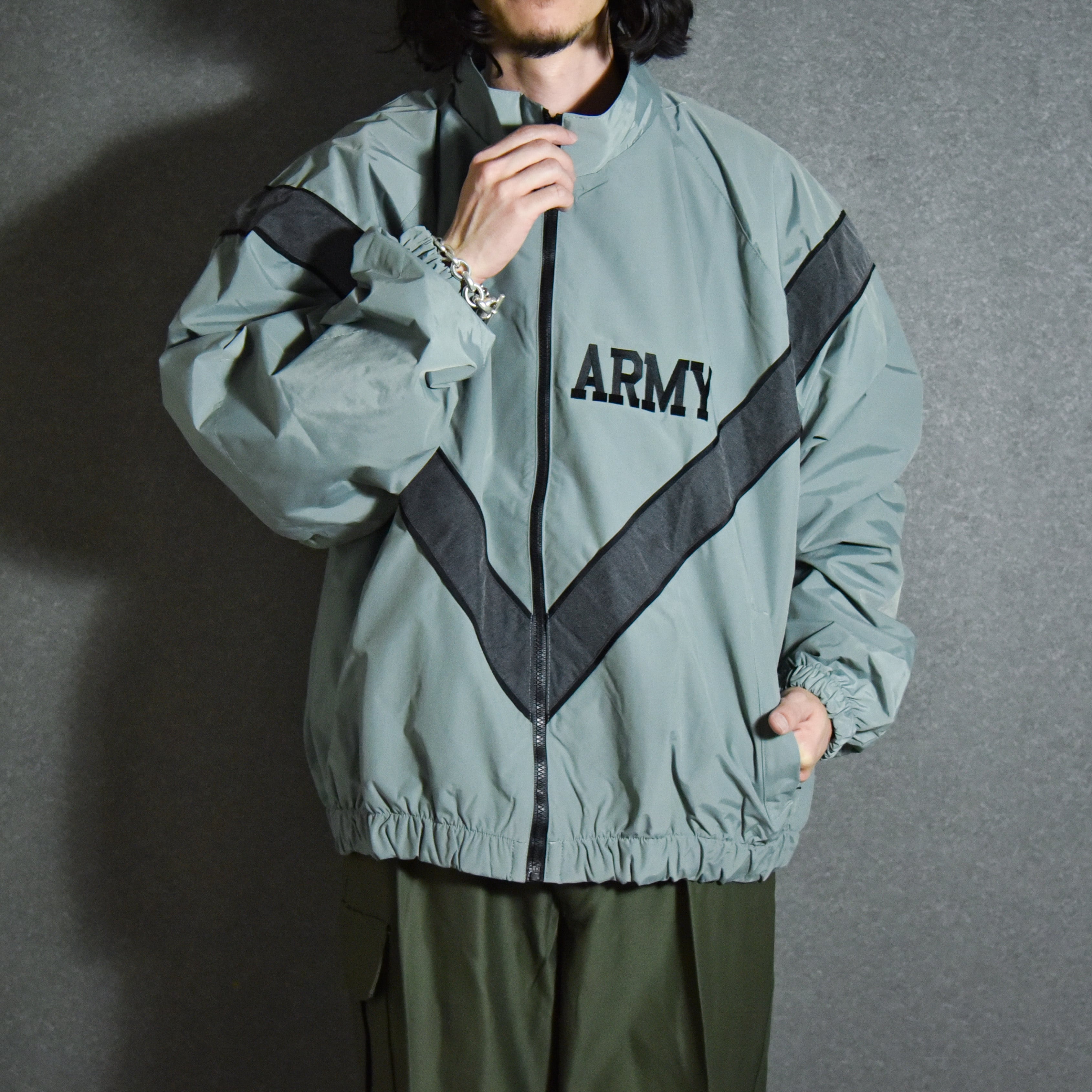 アメリカ軍　IPFU jacket トレーニングジャケット