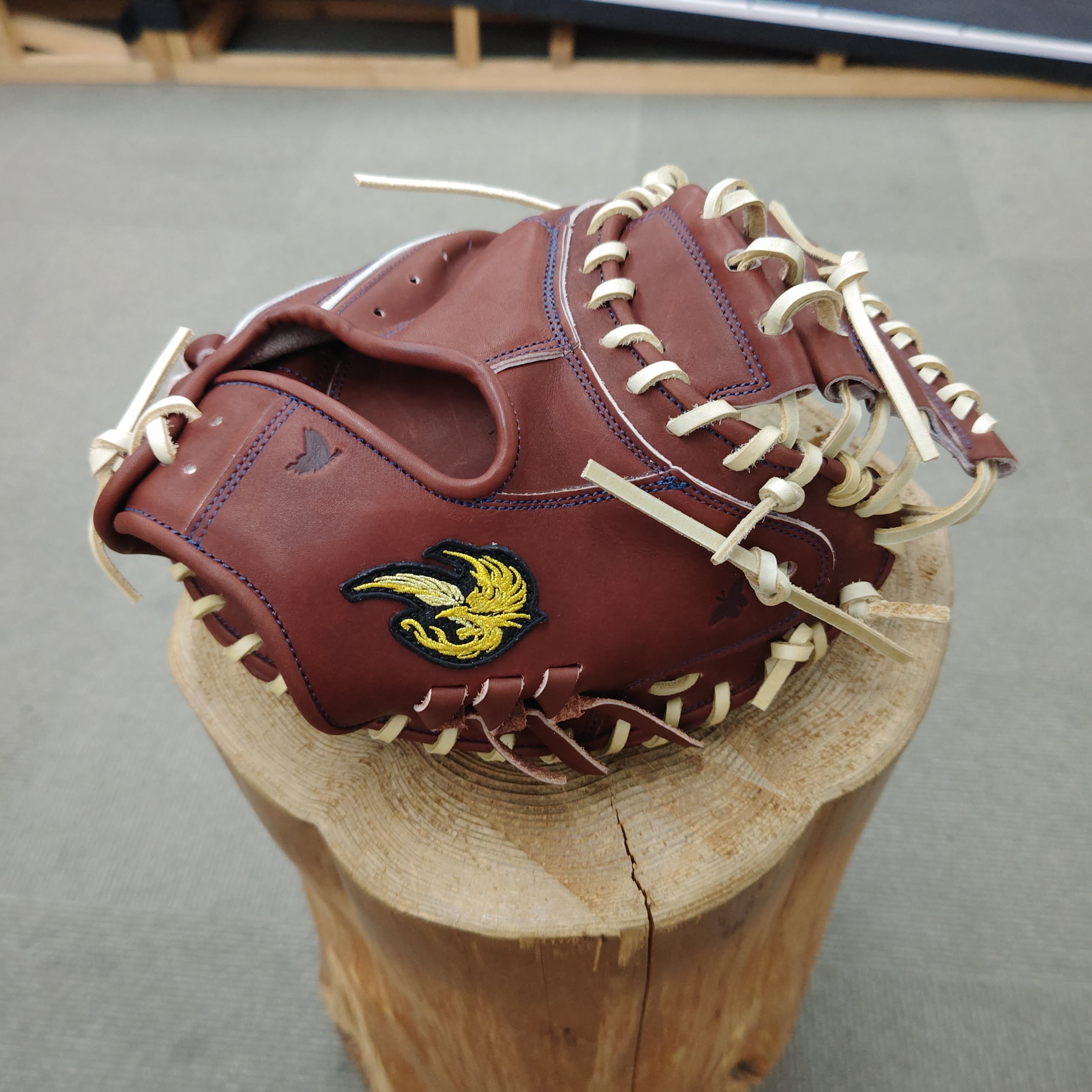 軟式用 要ミット 限定品 キャッチャーミット | PLAYERZ オンラインストア