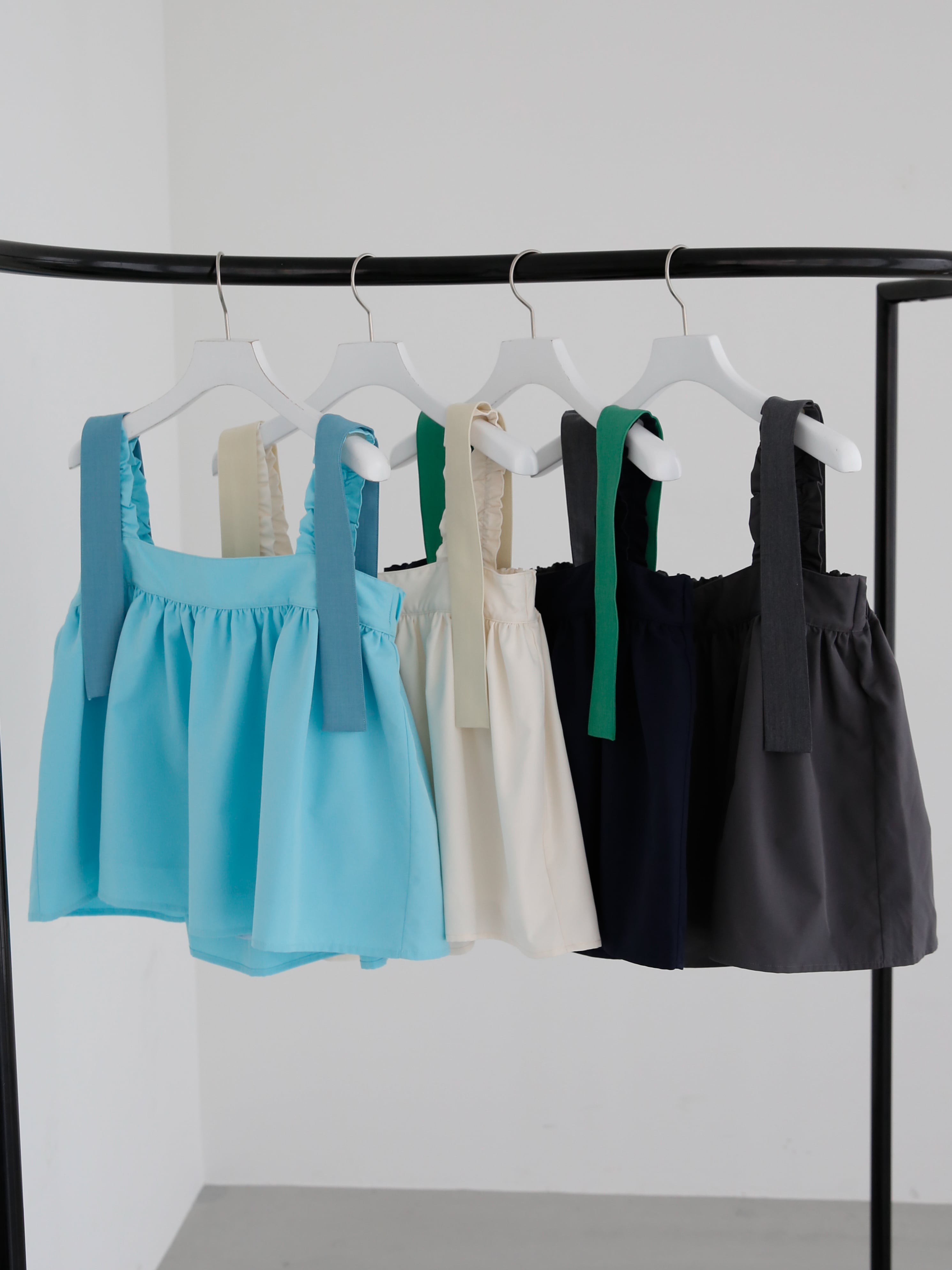 カットソー(半袖+袖なし) Cara by Katrin TOKYO bicolor ruffle tops bicolor ruffle tops | Katrin TOKYO