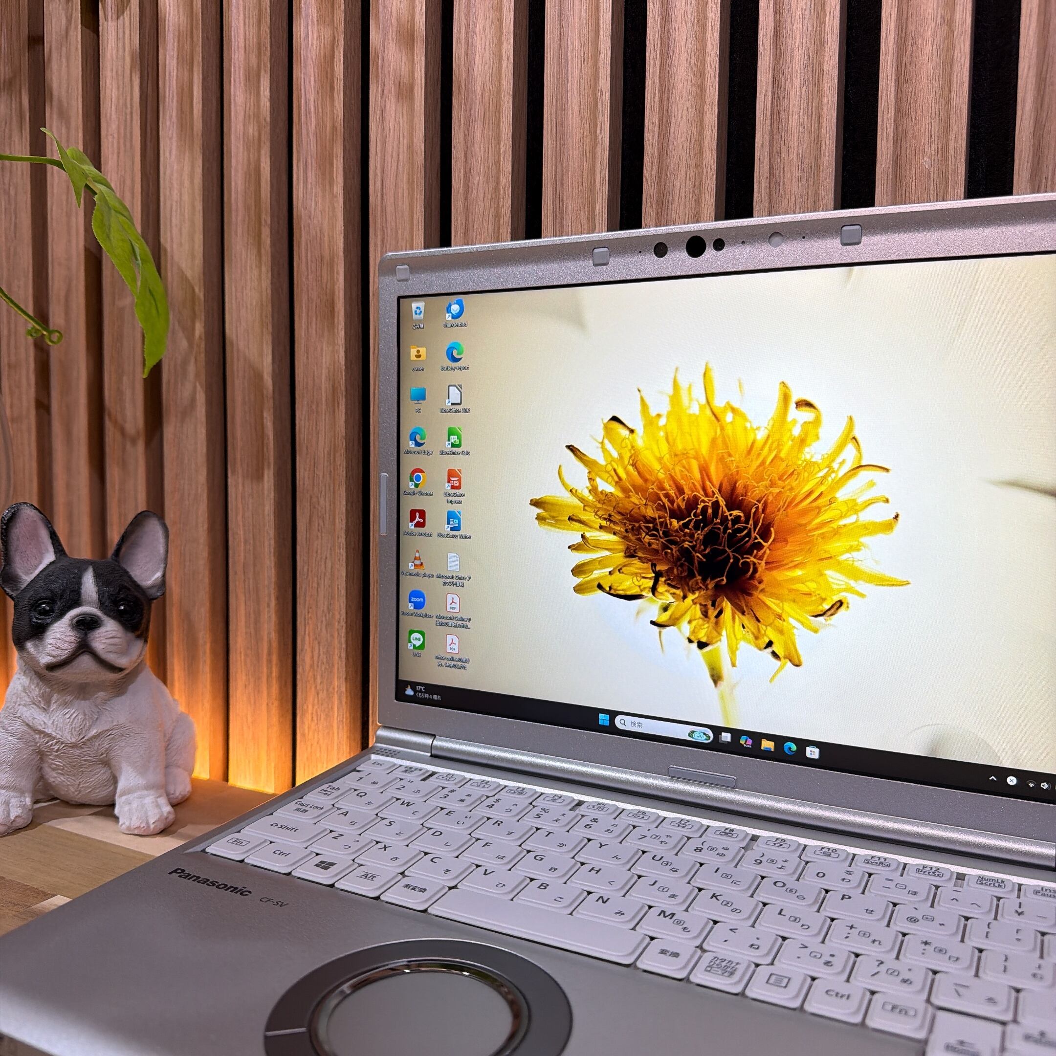 ☘LTE対応モデル‼️レッツノートSV1☘最高峰i7☘16GB☘SSD512GB☘ 公式ショップ限定価格❣️/ 最上位i7《LTE搭載モデル》光学ドライブ